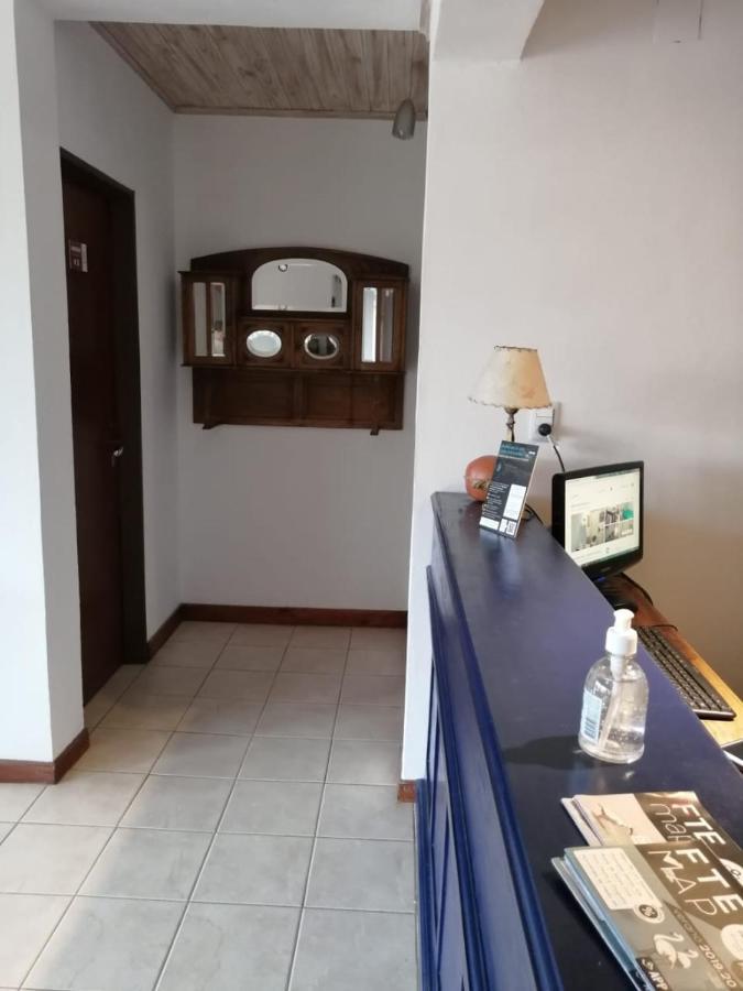 Hostel Nakel Yenu إل كالافاتي المظهر الخارجي الصورة